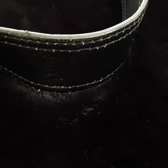 2/$50 DANIERE Genuine Leather Crossover Bag - Picture 12 of 16